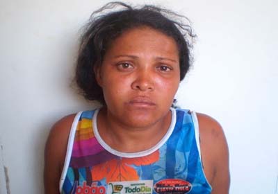 Mulher é presa logo após matar homem em Porto Real do Colégio