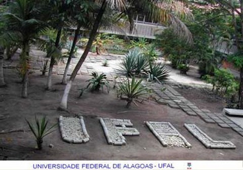 Professores da Ufal anunciam ato público e não descartam greve