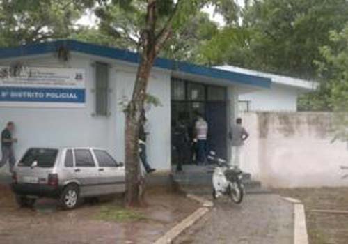 Comerciante é morto a tiros na porta de casa ao chegar do trabalho