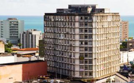 Joalheria no Centro de Maceió tem R$ 10 mil levado em assalto