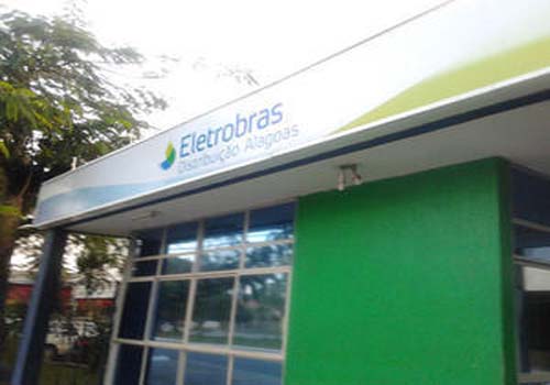 Eletrobras confirma ato de vandalismo para apagão em Limoeiro 