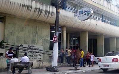 Hospitais suspendem atendimento de usuários