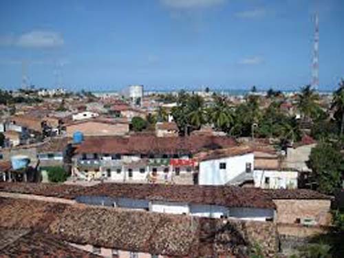 Com 1.044 casos confirmados, Jacintinho é o epicentro da Covid-19 em Maceió