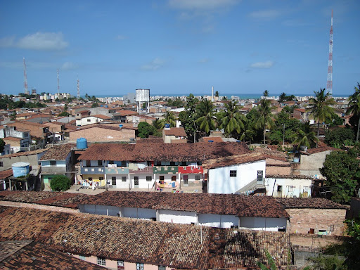 Quatro mulheres são presas por tráfico de drogas no Jacintinho
