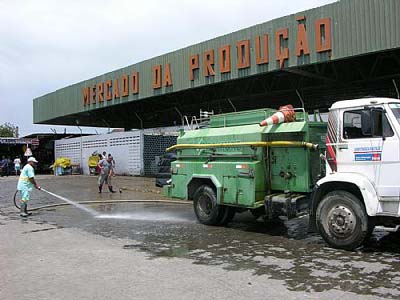 Morador de rua é assassinado a facadas no Mercado da Produção