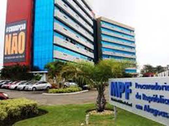 MPF denuncia ex-prefeito de Jacaré dos Homens por desvio de verba