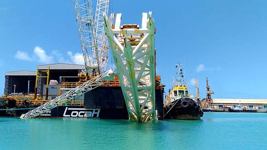 IMA pede que embarcação deixe Porto de Maceió para evitar contaminação da costa de corais