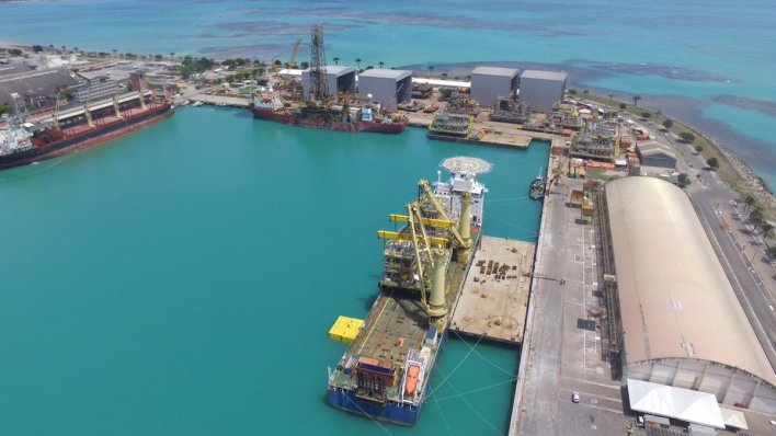 Deputado pede para ministro da Infraestrutura barrar ‘destruição’ do Porto de Maceió