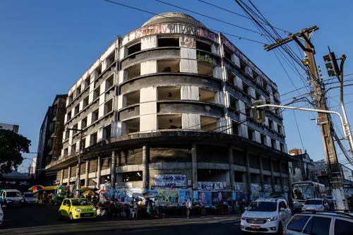 Mais de 400 prédios de Maceió têm problemas de conservação