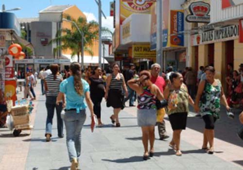 Comércio de Maceió e órgãos públicos não funcionam na segunda-feira 