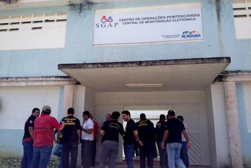 Servidores penitenciários suspendem greve em Alagoas 