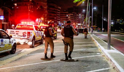 Primeiro dia do toque de recolher registra baixo movimento nas ruas de Maceió