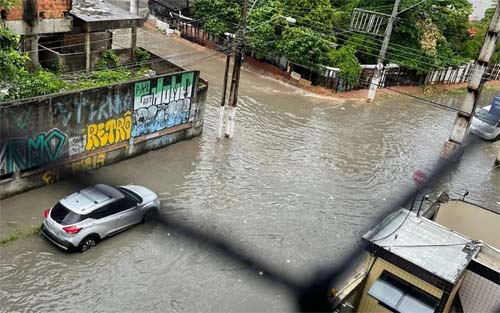 Semarh emite alerta de chuvas moderadas com risco de alagamentos e transbordamento de rios e riachos
