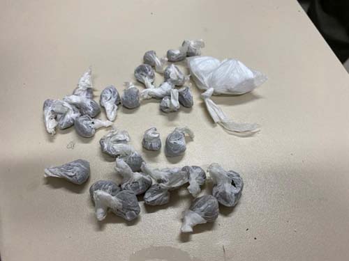 02 pessoas são presas com maconha e cocaína na Massagueira em Marechal Deodoro