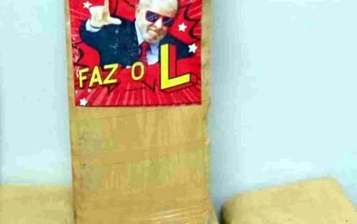 Polícia apreende lotes de maconha com fotos do presidente Lula