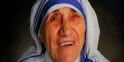 Madre Teresa de Calcutá é canonizada pelo papa Francisco no Vaticano