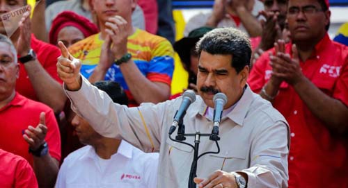 Especialista: oposição venezuelana quer expulsar Maduro e não dialogar