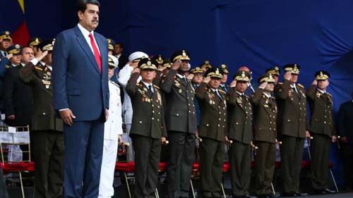 Maduro acusa EUA de usarem sanções para roubarem petróleo