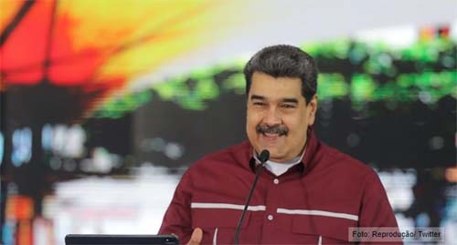 “Maduro ameaça tomar pedaço da Guiana, e Brasil fica em silêncio”