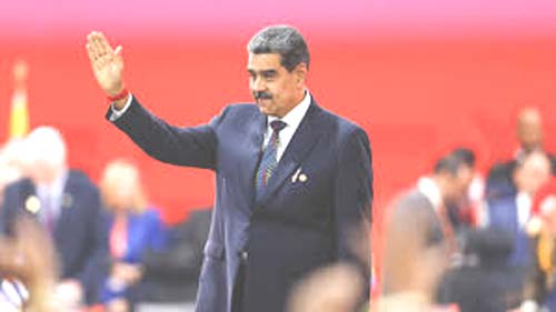 Maduro assina decreto de emergência econômica na Venezuela; entenda