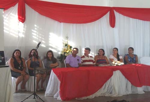 Prefeito de de Major Izidoro lança do Programa Mais Educação no município