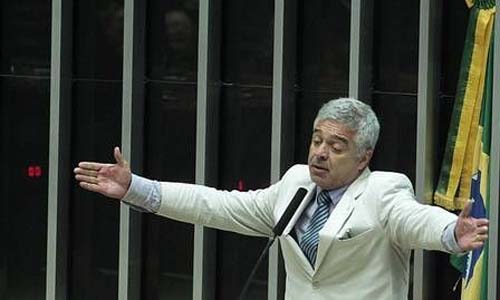 Em ofensiva à família Bolsonaro, senador Major Olímpio viraliza nas redes ao chamar Flávio de 