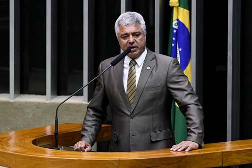 Senador Major Olimpio tem morte cerebral devido a complicações da Covid-19