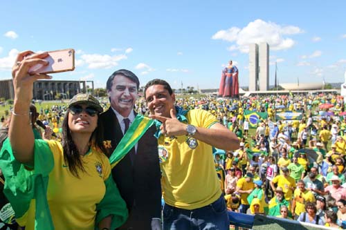 Presidente destaca caráter pacifico das manifestações