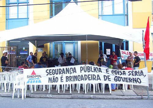 Polícia