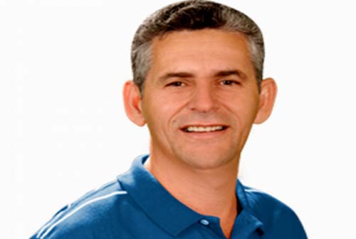 Justiça Eleitoral mantém prefeito da cidade de Ibateguara no cargo