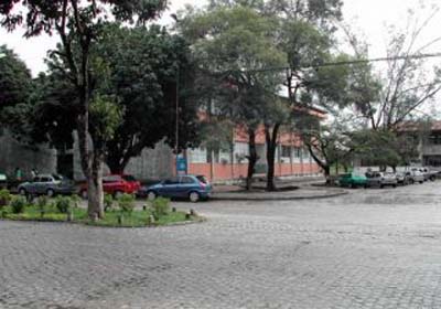 Prestes a completar 90 dias de greve, professores fazem assembleia