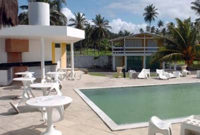 Mansões de PC Farias viram pontos turísticos em Alagoas