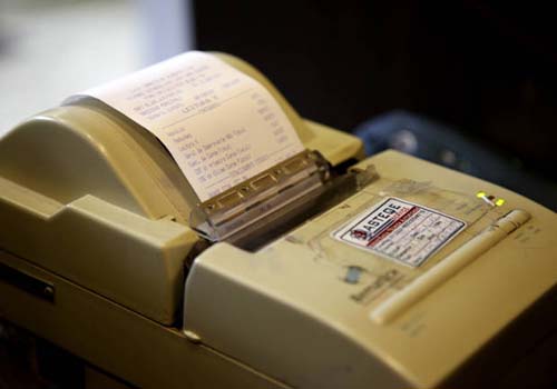 Comércio terá mais um ano para começar a informar tributos na nota fiscal