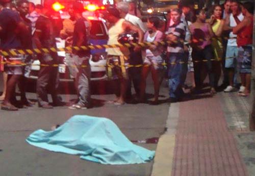 Rapaz é executado com 12 tiros em favela na periferia de Maceió