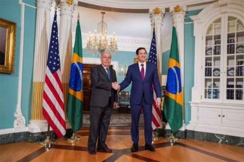 Diplomacia entre Brasil e EUA busca estabelecer reciprocidade após reunião de alto nível