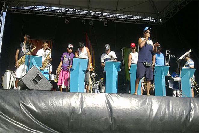 Para evitar violência, festa começa cedo em Marechal Deodoro