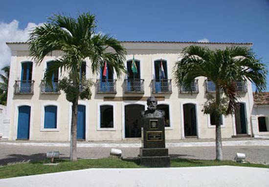 Prefeito de Marechal Deodoro está na mira do MP por supostas irregularidades