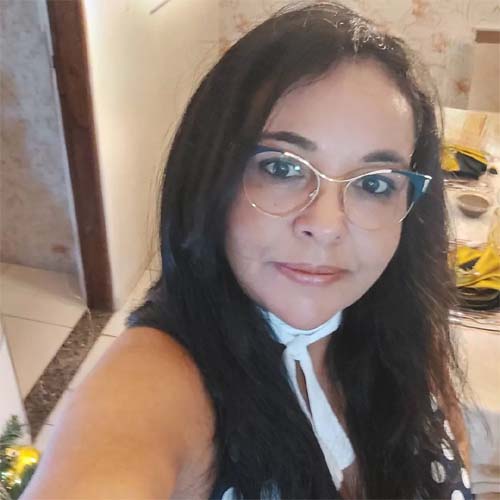 Caminhoneiro que matou esposa advogada com 14 facadas é condenado a 32 anos de prisão