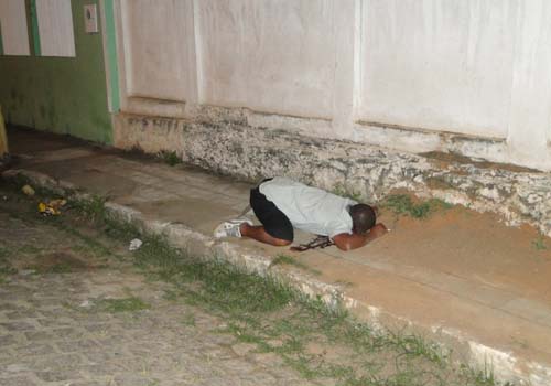 Homem é morto a tiros no bairro Maçonaria em Palmeira dos Índios 