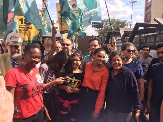 Ataque virtual a grupo de mulheres contrárias a Bolsonaro é 'antidemocrático, autoritário e machista', diz Marina Silva