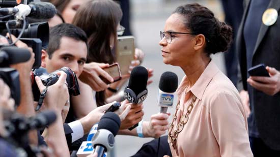 Rede, PC do B e mais 12 siglas correm risco de extinção