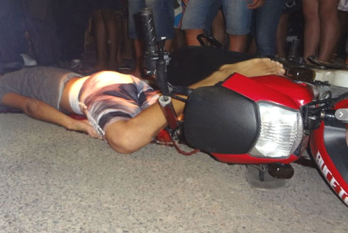 Menor morre após colisão no interior e polícia busca acusado