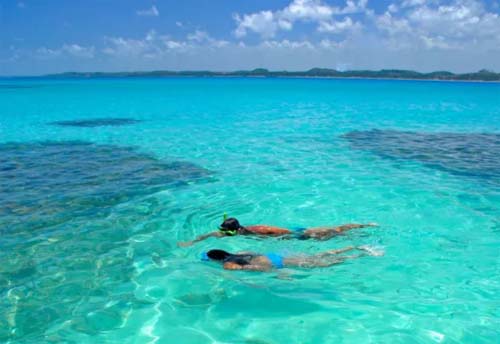 Turistas lotam pousadas e hotéis do litoral alagoano: não é pra menos