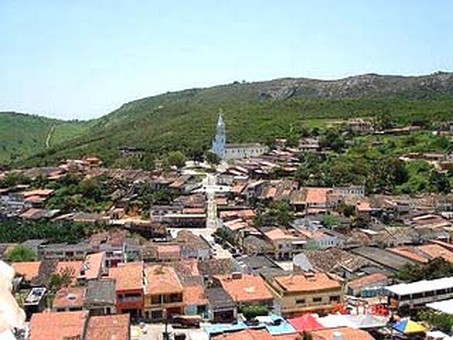 Atentado acaba com um morto e um ferido da mesma família