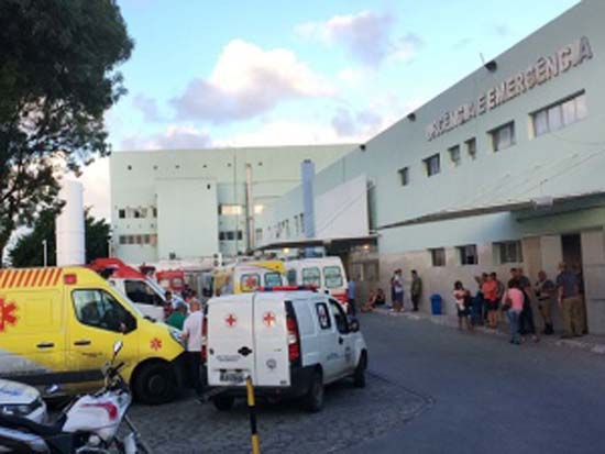 Policial baleado em tentativa de assalto tem quadro de saúde estável, diz HGE 