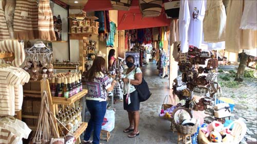 Maceió: Mercado do Artesanato e Shopping Popular voltam a funcionar