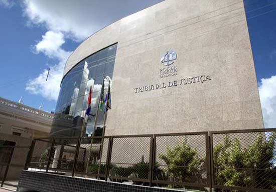 Judiciário confirma que ex-tenente-coronel Cavalcante está foragido