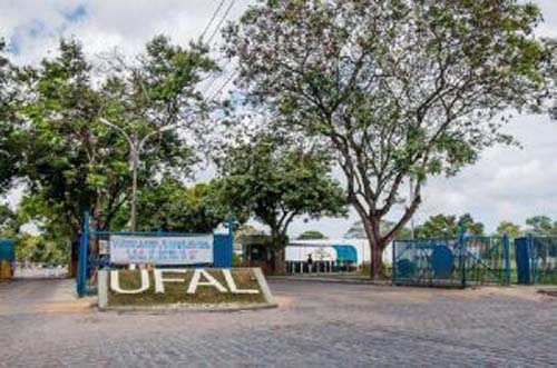 UFAL lança edital para auxiliar estudantes durante periodo letivo excepcional