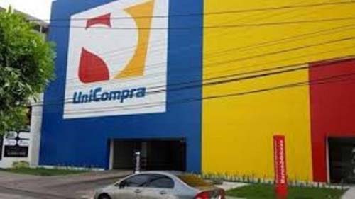 Homem morre após cair do teto do Unicompra da Ponta Verde