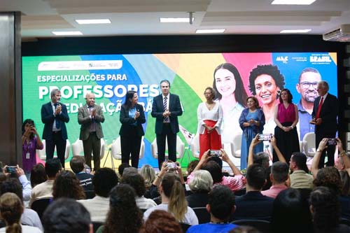 MEC Lança Especialização para Formação de 40 Mil Profissionais da Educação